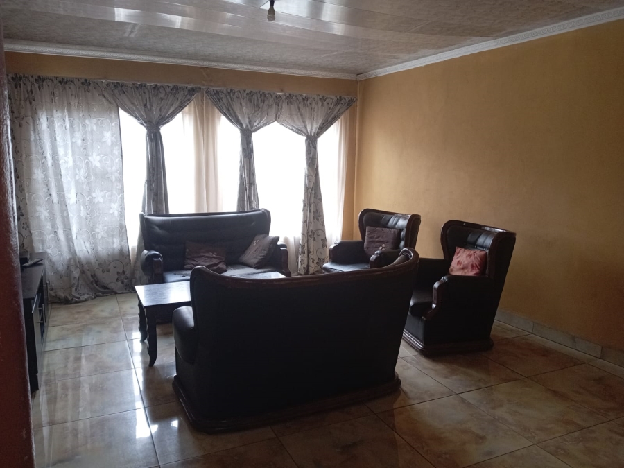 4 Bedroom Property for Sale in Zamdela Free State